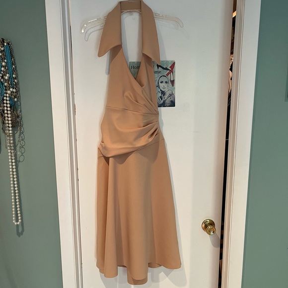 Beautiful new without tags 🏷 halter dress. - Picture 3 of 3